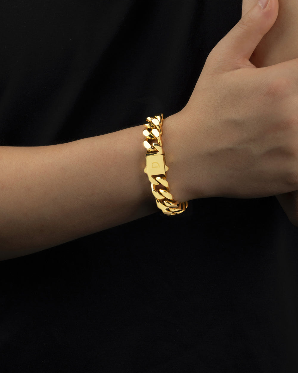 CLEAN BOXED CUBANA BRACELET. - 11MM GOLD