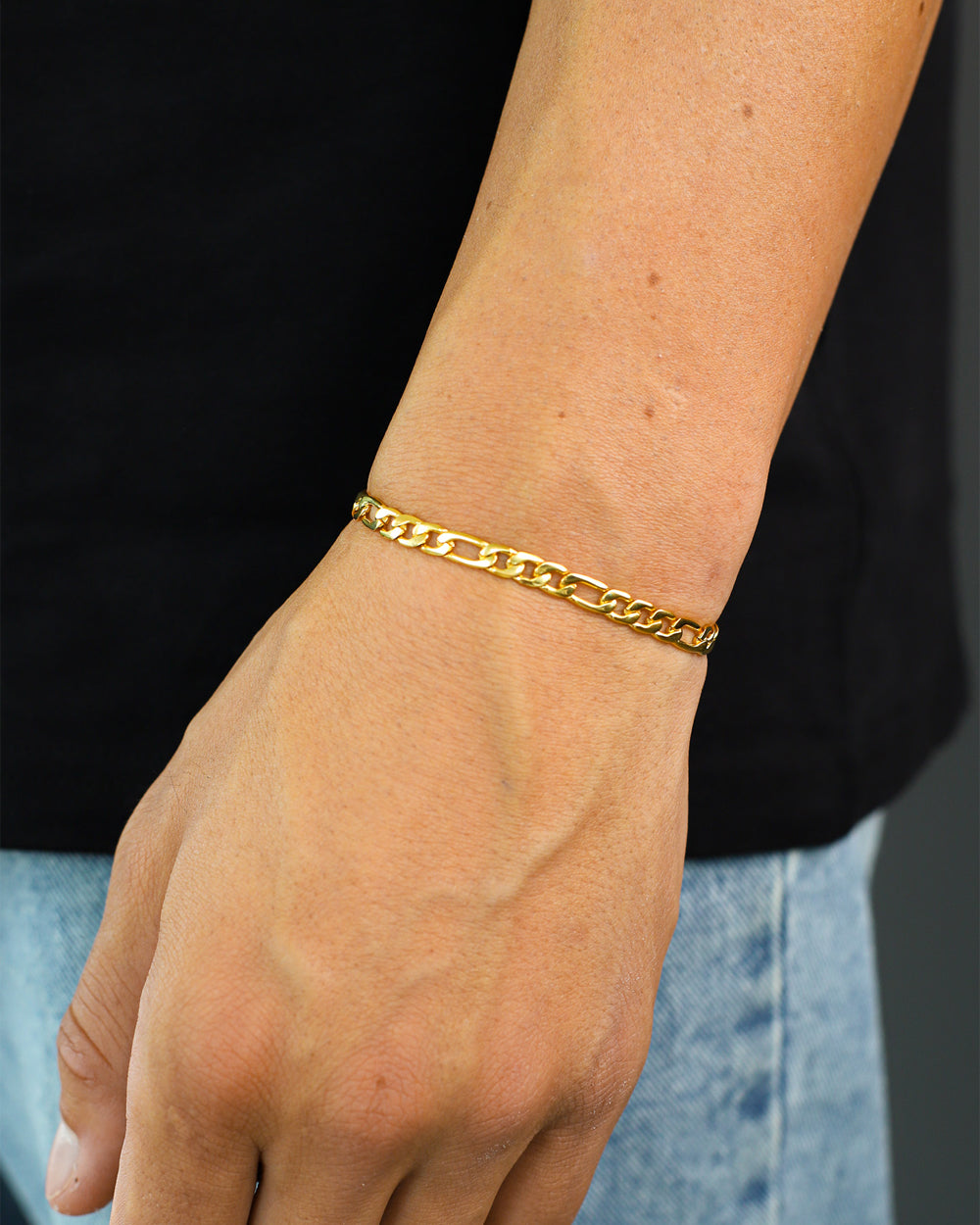 CLEAN FIGARO BRACELET. - 5MM GOLD