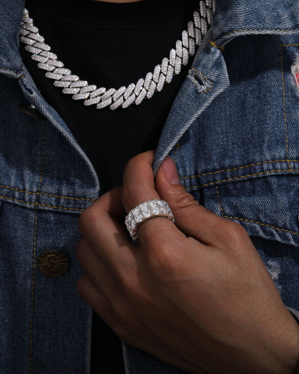 MOISSANITE DOUBLE ETERNITY RING.